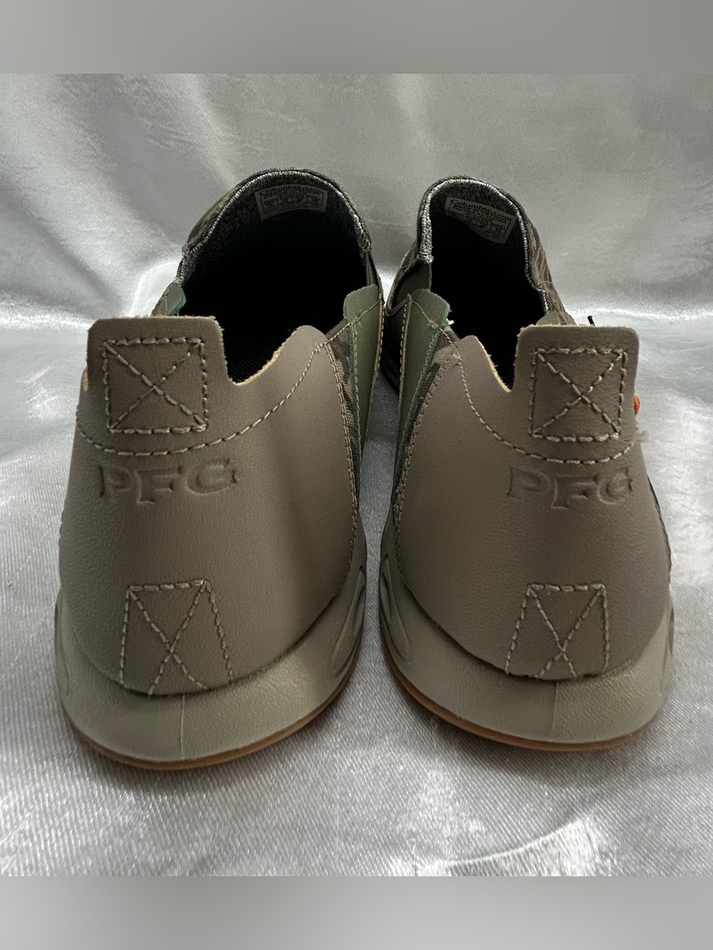 Columbia Men’s Slip-On Camo Loafers - Picture 6 of 11